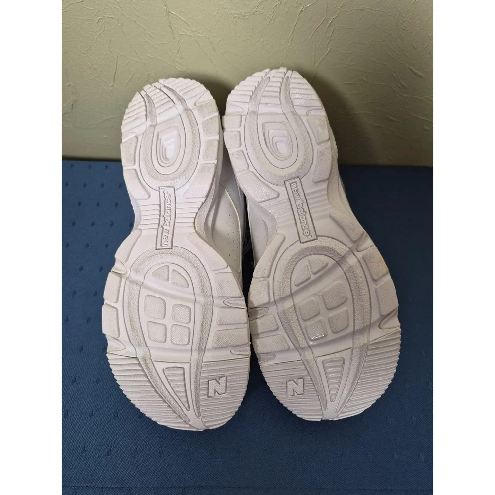 New Balance product pair